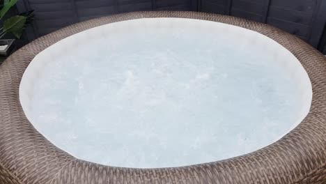 spa inflable corriendo y parando