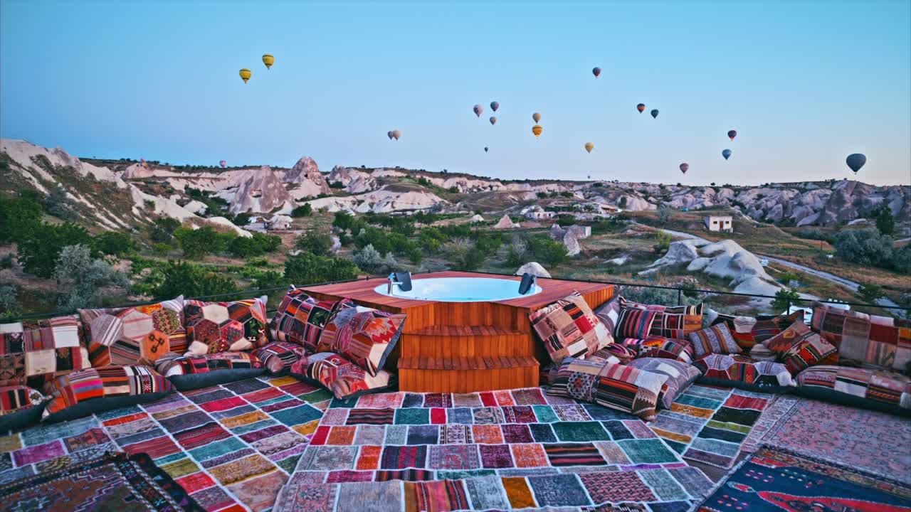 카파도키아 의 아름답고 매력적 인 테라스