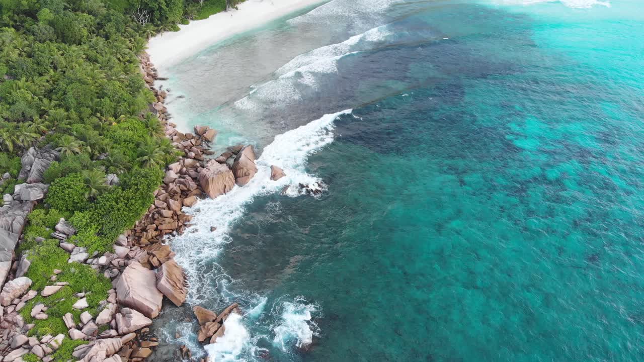 Dove la terra incontra il mare