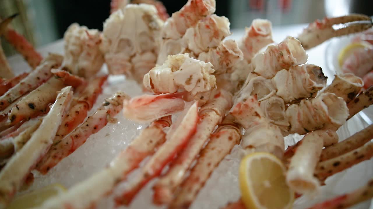 Fresh crab meat on ice