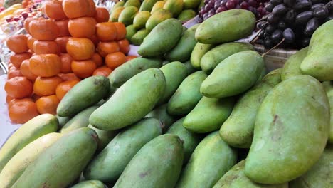 exhibición de frutas frescas