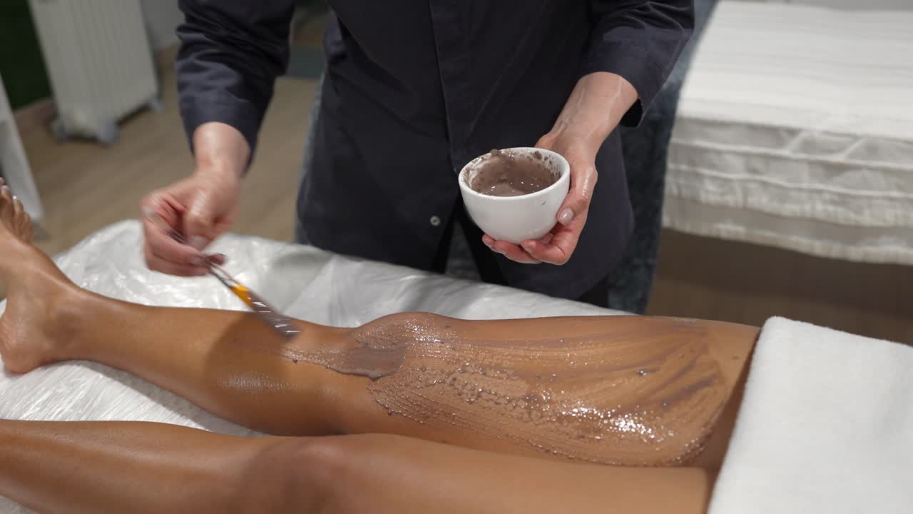 Trattamento scrub corpo presso spa