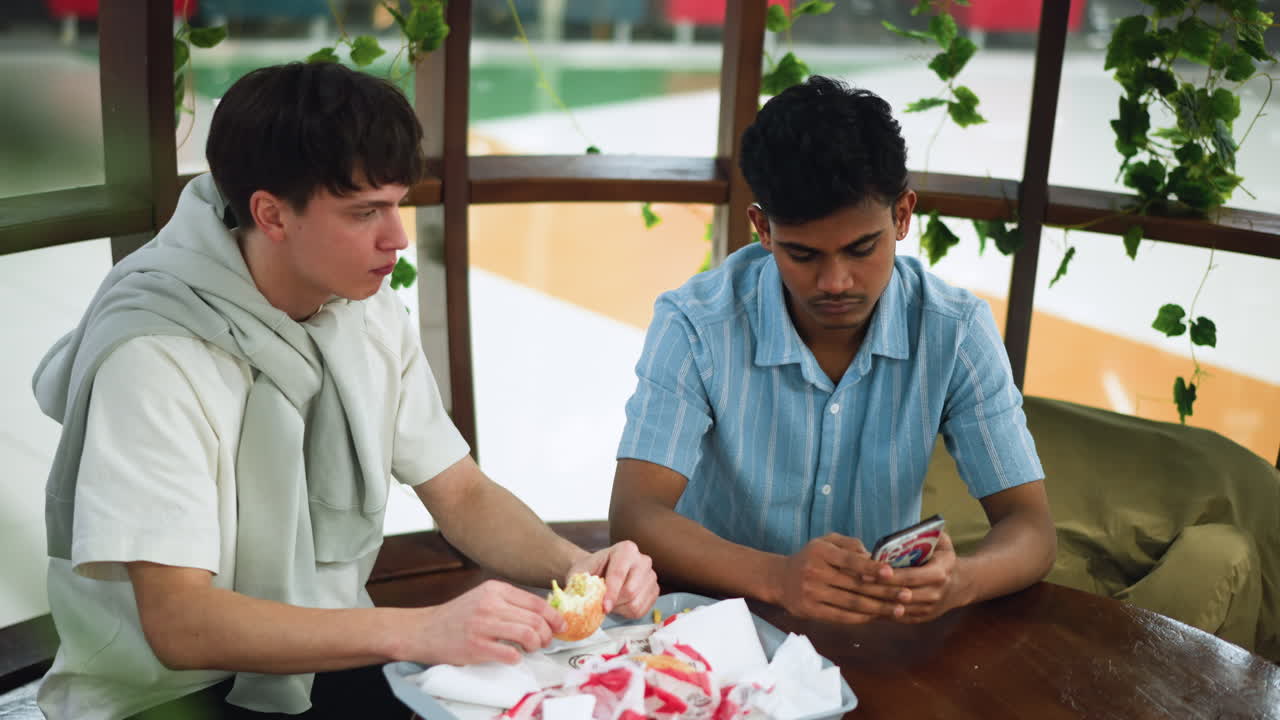 Blurry view of wooden pillar and flower surrounded by dazzling lights, soft glow and bokeh highlights, mood of warm shimmer and gentle focus creating dreamy background for decor or event scenes