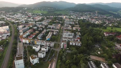 4k-Drohne-Footage-Shot-In-Vauban,-Fraiburg-Im-Breisgau,-Germany-At-Sunrise