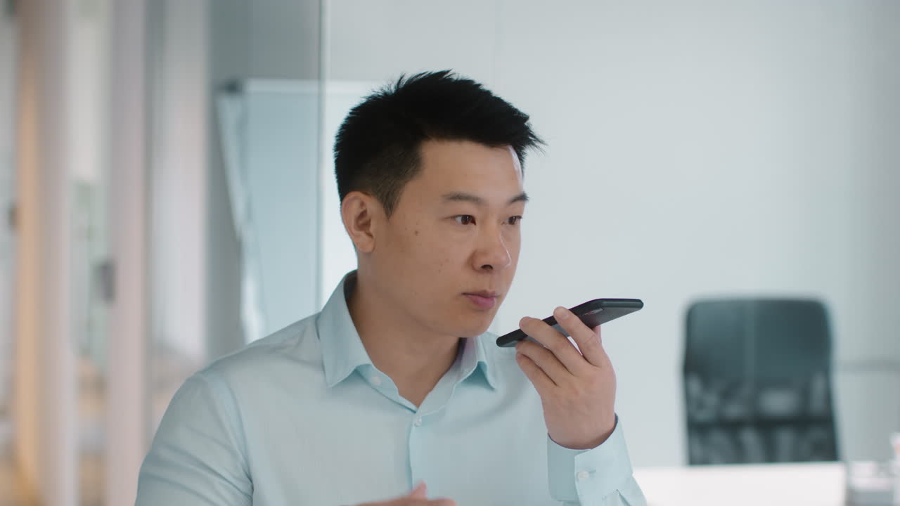 휴대전화에서 사업가