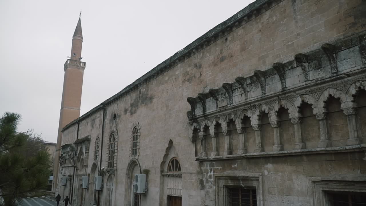 SILVAN ULU MOSQUE AND MINARET, HISTORIC SELAHADDIN EYYUBI MOSQUE, DIYARBAKIR, TURKEY