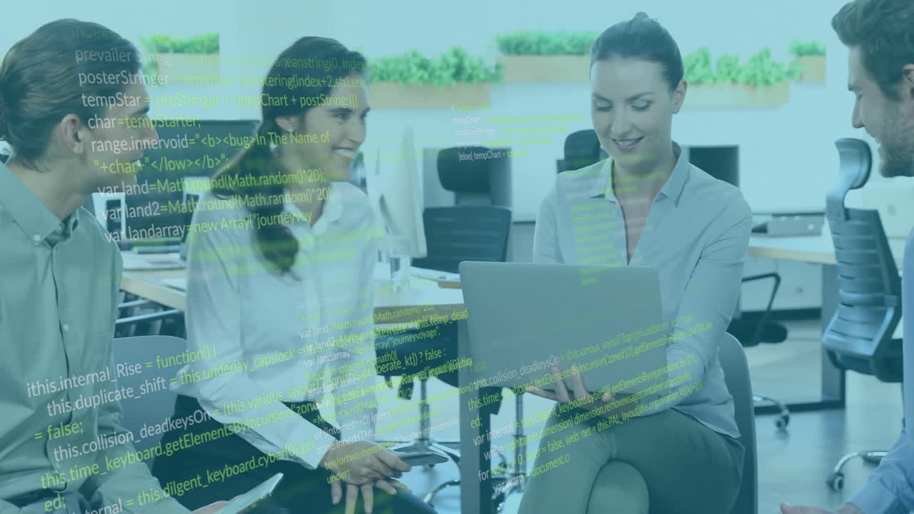 animación del procesamiento de datos sobre diversas personas de negocios en la oficina