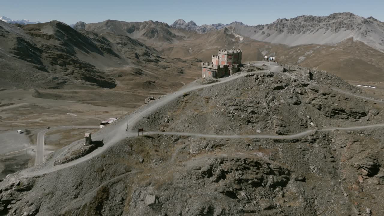 imágenes de drones sobre el paso stelvio. italianos alp-2