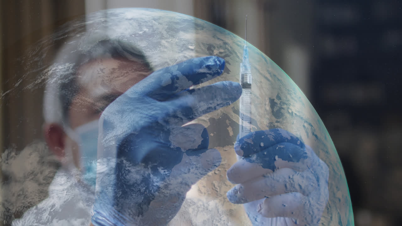 얼굴 마스크를 쓰고 주사기를 는 의사와 함께 지구상의 애니메이션