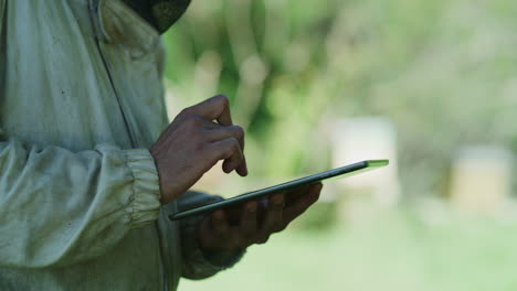 using to technology to manage his bee farm