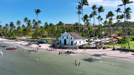 Berühmte-Kirche-Am-Strand-Von-Carneiros-In-Pernambuco,-Brasilien