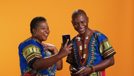 traditional african american couple browsing websites