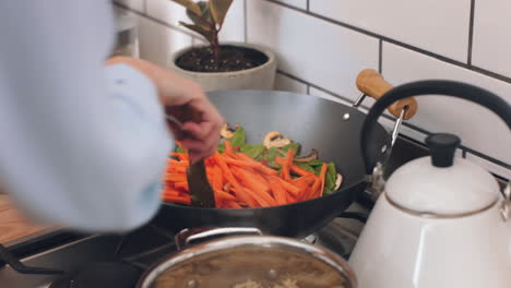 manos, salud, mujer cocinando comida para la cena