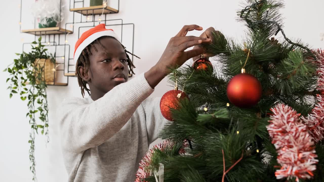 Decorando a árvore de Natal