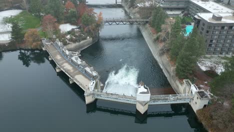 aerial view of the dam controlling the spokane falls water flow in washington state