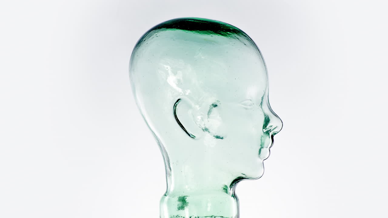 스피닝 글라스 헤드 4k 01