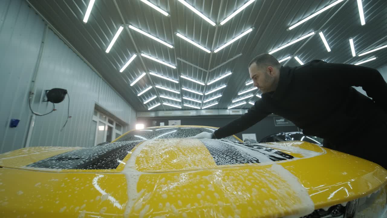 Professional Car Detailing – Washing, Ceramic Coating, and Interior Cleaning