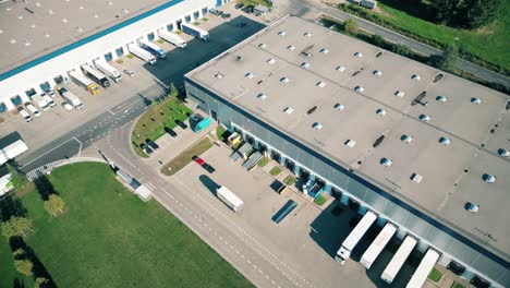 parque logístico con almacén