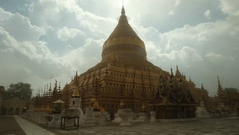 A-historical-temple-in-Bagan,-Myanmar-during-a-minor-sandstorm