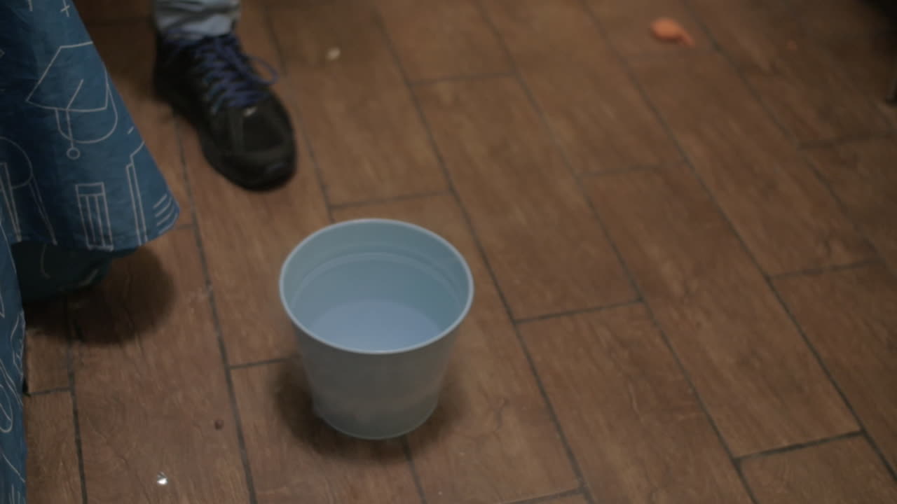 뜨거운 물과 액체 질소 화학 실험