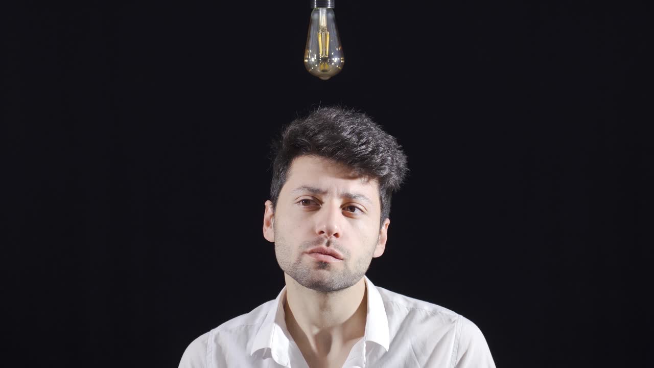 pensar nuevas ideas, inspiración, ideas creativas.