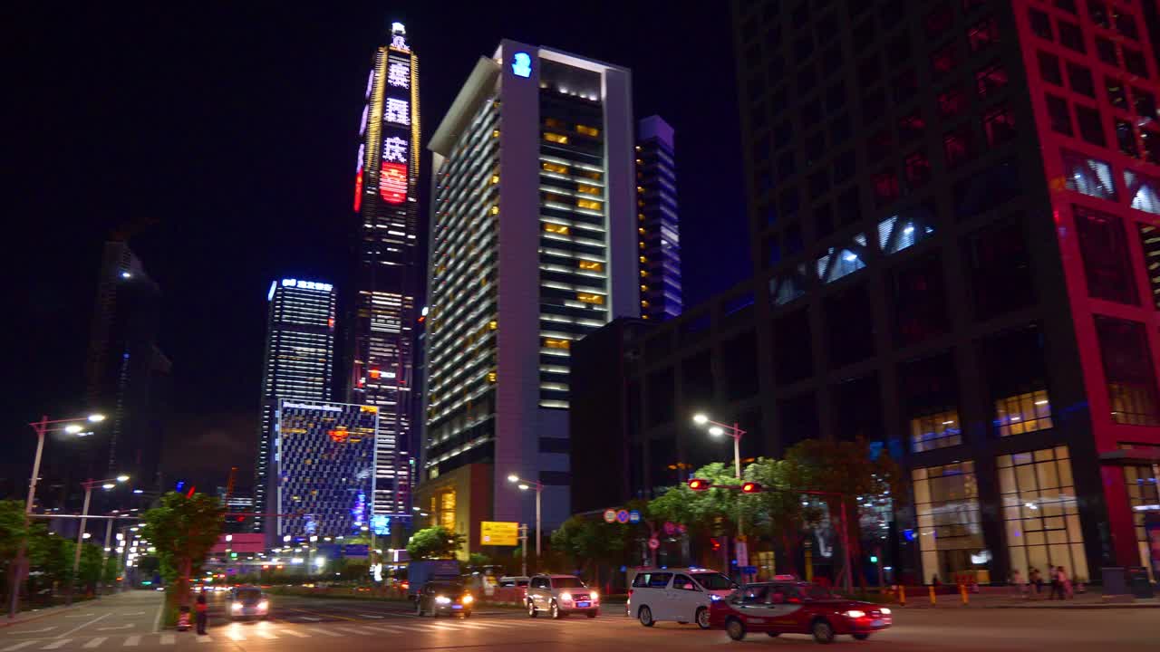 noche iluminada ciudad de shenzen centro del edificio más alto tráfico calle panorama 4k china