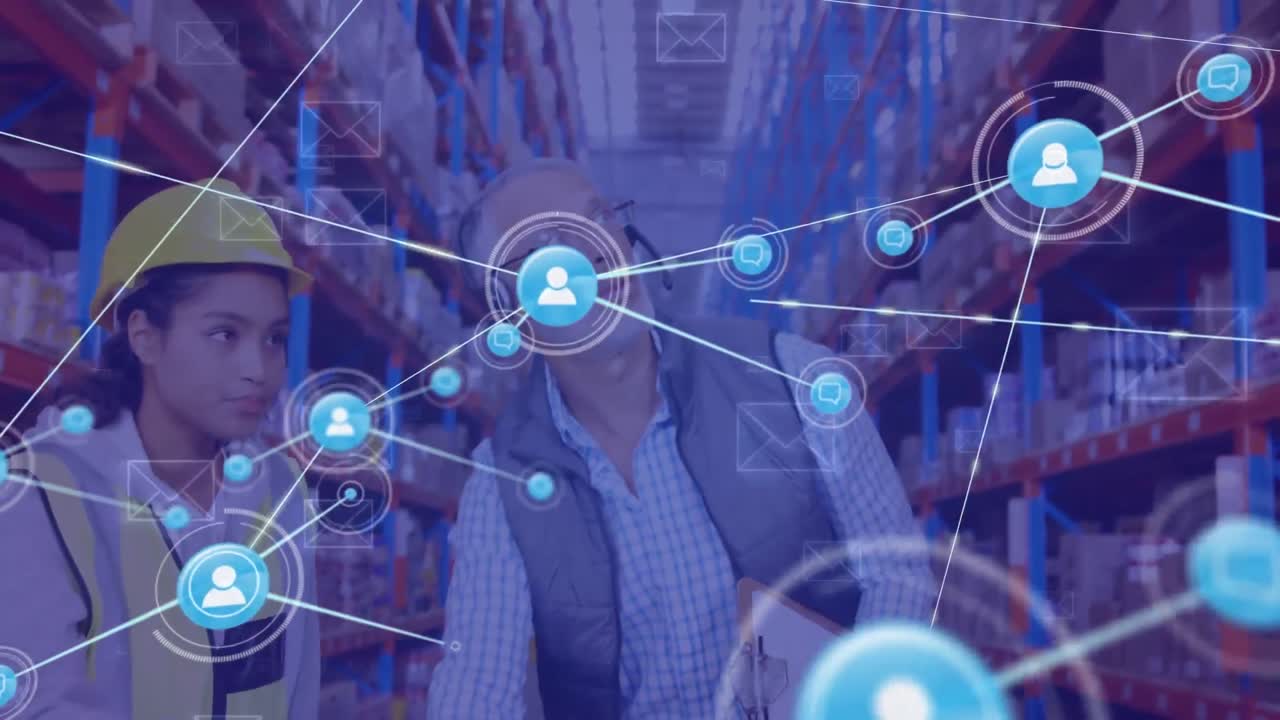 animación de iconos digitales sobre diversos supervisores masculinos y trabajadoras discutiendo en el almacén.