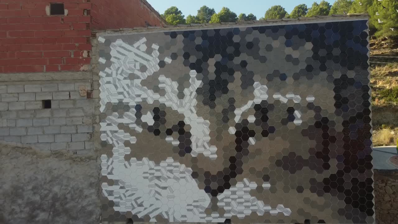 석판으로 만든 새끼 고양이 얼굴, fanfara