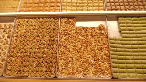 exhibición de baklava variada