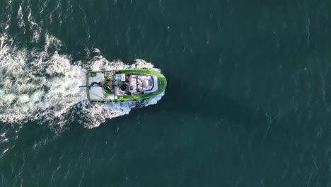 Boat-Fishing-From-the-Sea