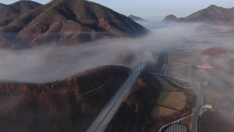 a-foggy-autumn-highway-scene