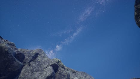 4k astrophotography star trails over sandstone canyon walls