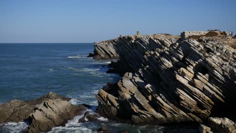 A-cliff-in-Peniche,-Porugal