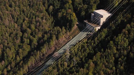 suministro de energía en las montañas bávaras de kochel a walchen