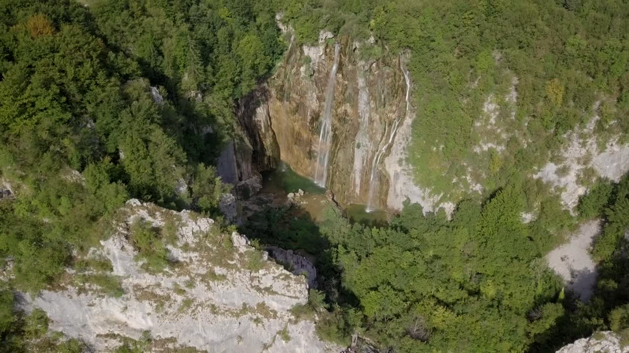 antena: plitvička jezera en croacia
