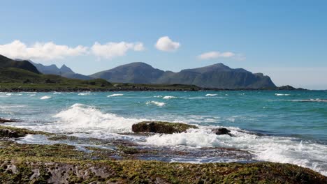 Strand-Die-Lofoten-Inseln-Sind-Ein-Archipel-In-Der-Grafschaft-Nordland,-Norwegen.