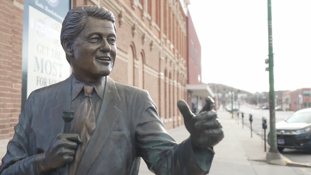 The statue of Bill Clinton located in downtown Rapid City, South Dakota