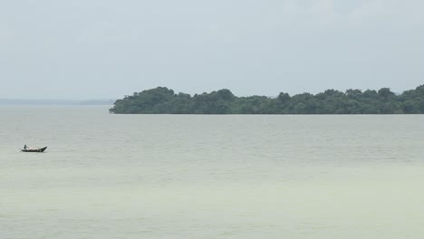 Beautiful-view-of-lake-formed-by-Maithon-Dam-in-Dhanbad-in-state-of-Jharkhand,-India-on-27-September-2020