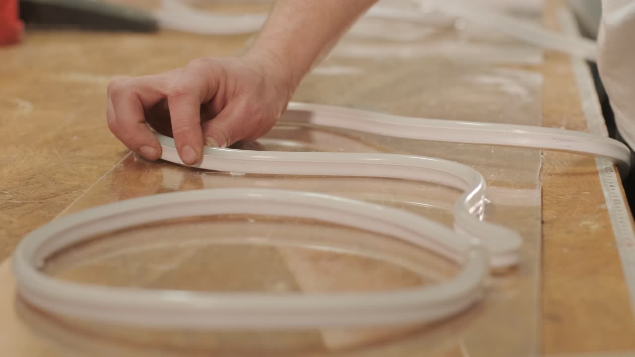 백라이트 led 스트립을 가진 광고 표지판의 생산