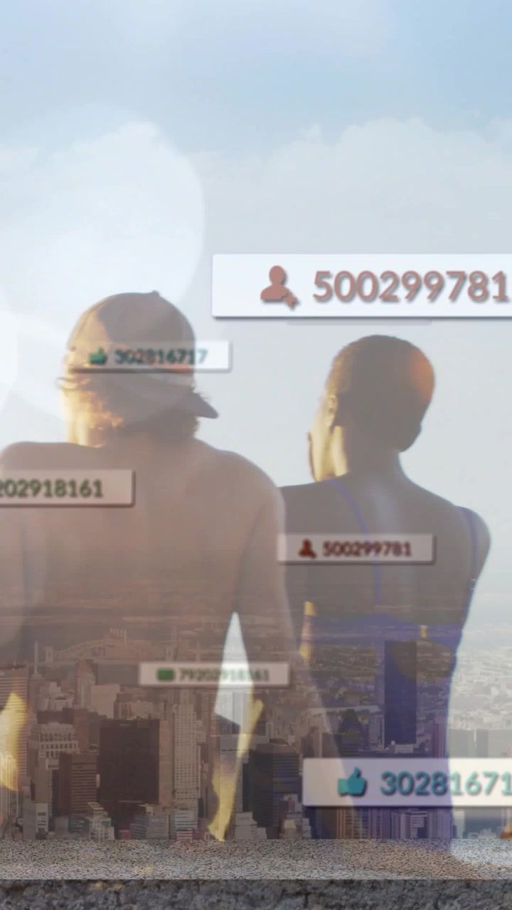 Trio parado em uma saliência, cursor pairando sobre distintivos de contador, horizonte flutuante mostrando dados de marketing