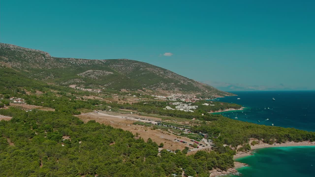 croacia costa aérea playas azul agua naturaleza limpio soleado vacaciones