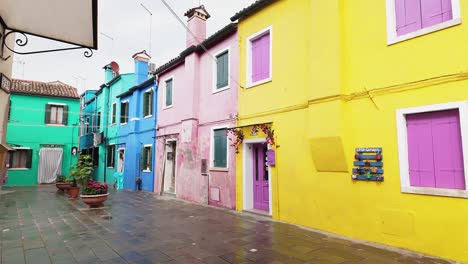 colourful painted facades fishermans cottages burano