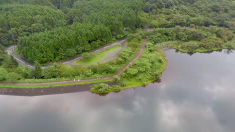 Drone-footage-around-the-lakes-near-Mt-Fuji-in-Japan-Shizuoka,-Japan