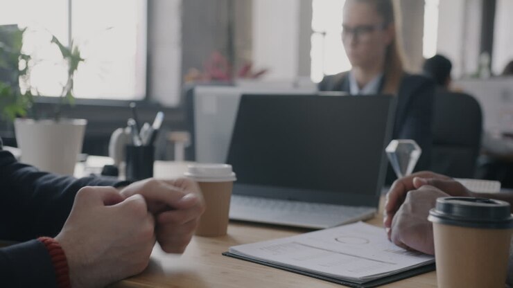 деловая встреча в процессе