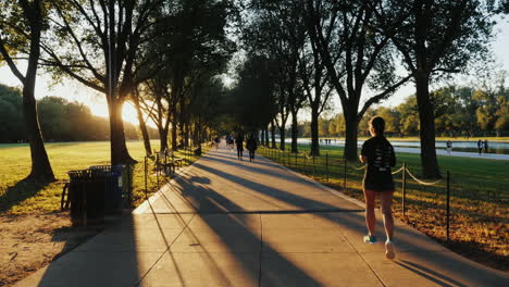 Corredores-Y-Ciclistas-En-El-Parque-De-Washington