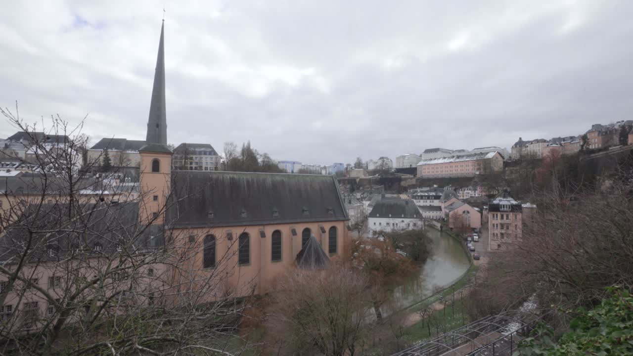 Sankt Johannes Kirke i Grund-distriktet, Luxembourg By