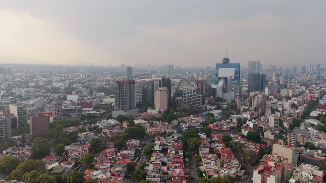 Smoggy skyline of Mexico City from above