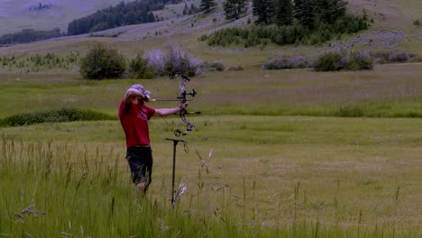 Man-shoot-his-bow-in-the-country