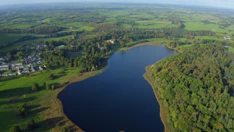 Castle-Leslie-Estate,-Glaslough,-Monaghan,-Irland,-Oktober-2021