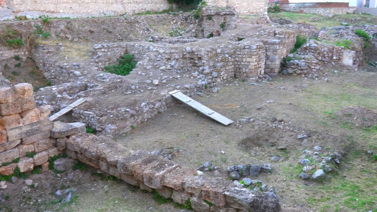 ギリシャの古代遺跡発掘現場